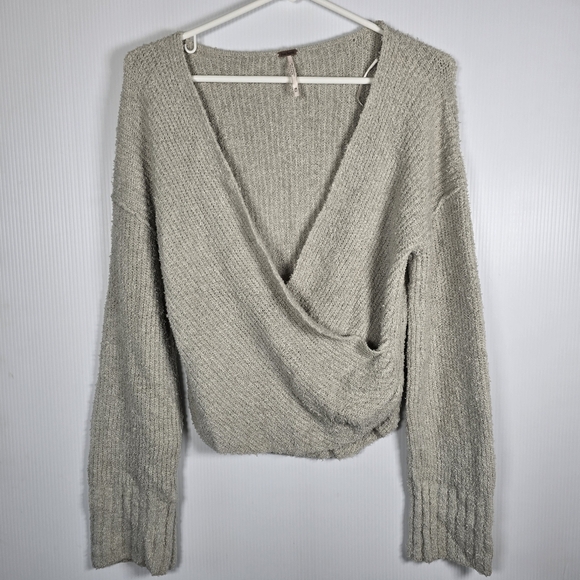 Free People Women's Sensual Faux Wrap Gray Sweater Oversized Long Sleeve XS Cozy - Picture 4 of 13